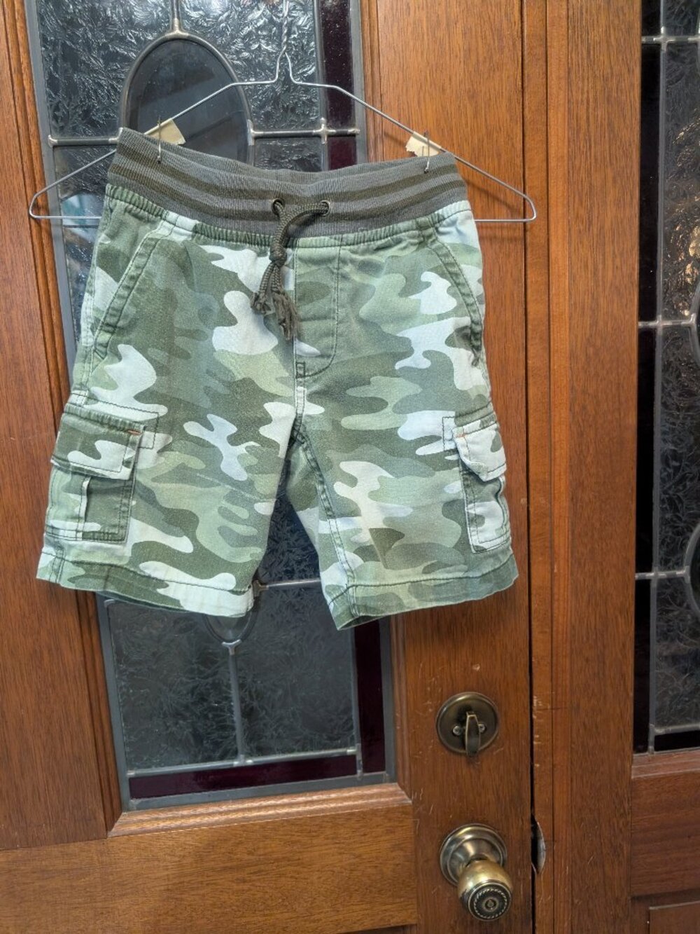 Boys Camo Cargo Shorts, size 8